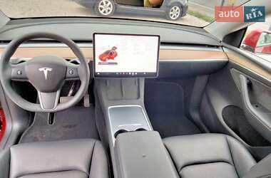 Внедорожник / Кроссовер Tesla Model Y 2024 в 