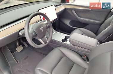 Внедорожник / Кроссовер Tesla Model Y 2024 в 