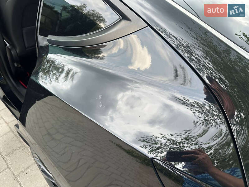 Позашляховик / Кросовер Tesla Model Y 2021 в Дніпрі