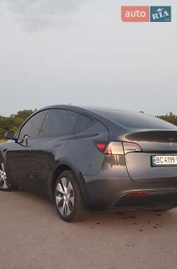 Внедорожник / Кроссовер Tesla Model Y 2023 в 