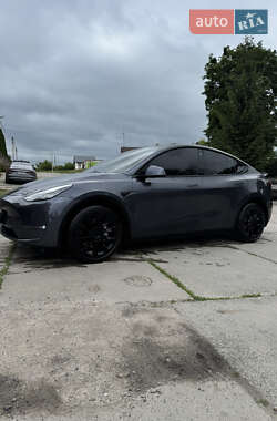Внедорожник / Кроссовер Tesla Model Y 2021 в 