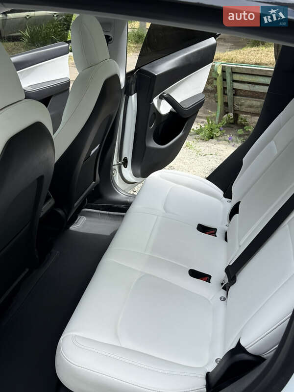 Внедорожник / Кроссовер Tesla Model Y 2020 в Желтых Водах
