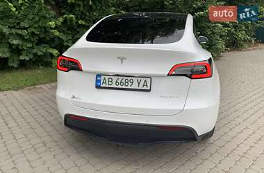 Внедорожник / Кроссовер Tesla Model Y 2021 в 