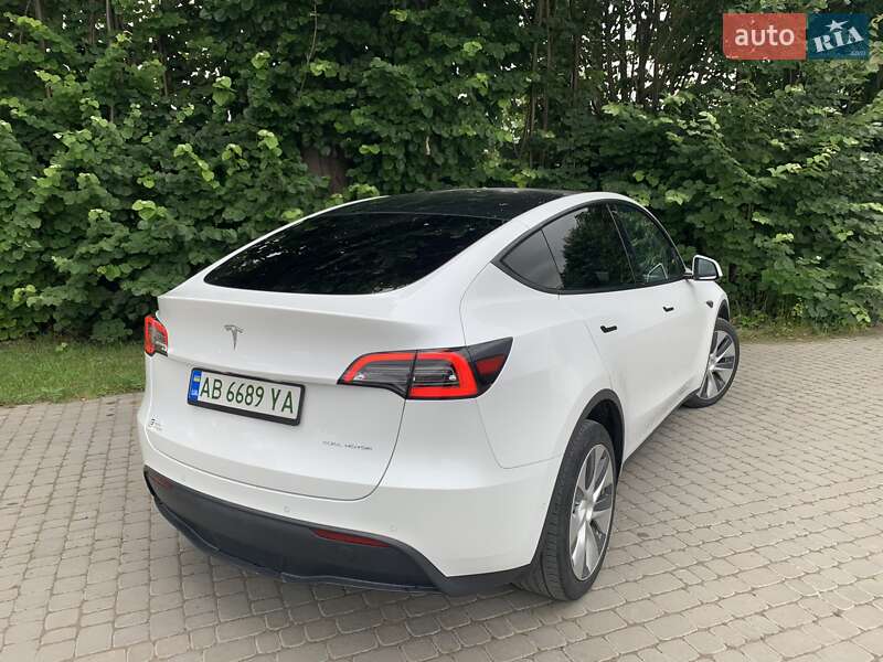 Внедорожник / Кроссовер Tesla Model Y 2021 в Ильинцах