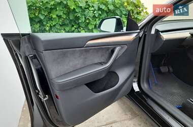 Внедорожник / Кроссовер Tesla Model Y 2024 в Ромнах