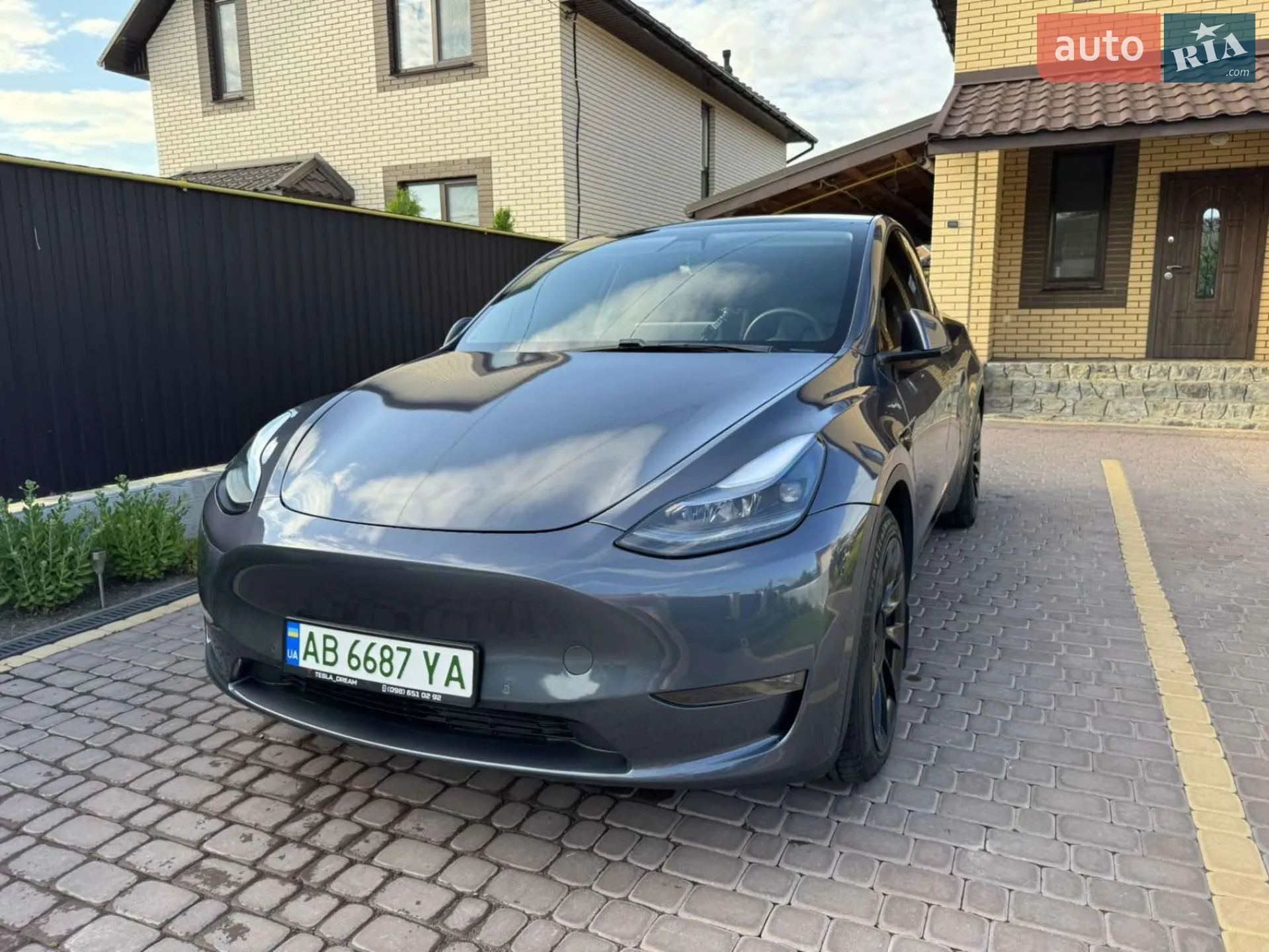 2020 Tesla Model Y - мініатюра 6