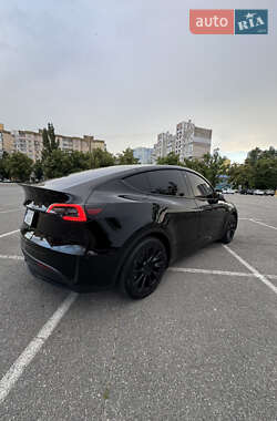 Внедорожник / Кроссовер Tesla Model Y 2022 в 