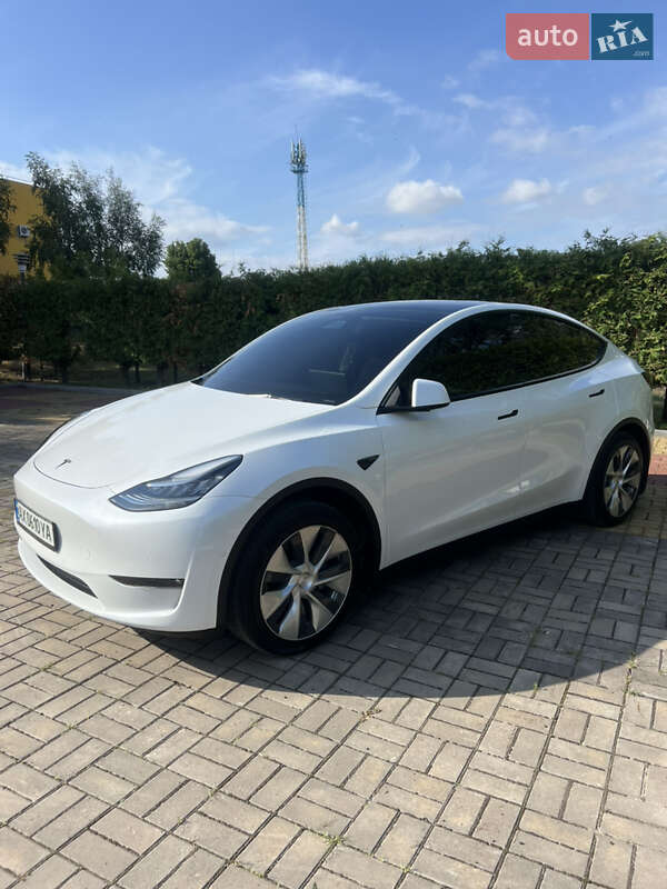 Внедорожник / Кроссовер Tesla Model Y 2021 в Харькове