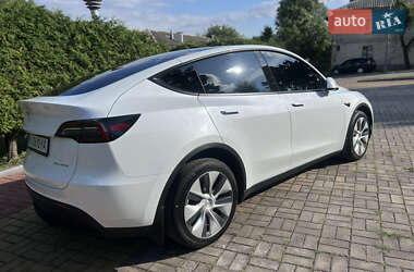 Внедорожник / Кроссовер Tesla Model Y 2021 в 