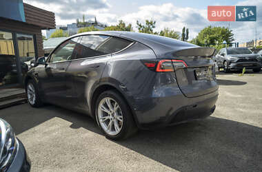 Внедорожник / Кроссовер Tesla Model Y 2023 в 