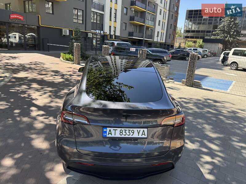 Позашляховик / Кросовер Tesla Model Y 2022 в Івано-Франківську