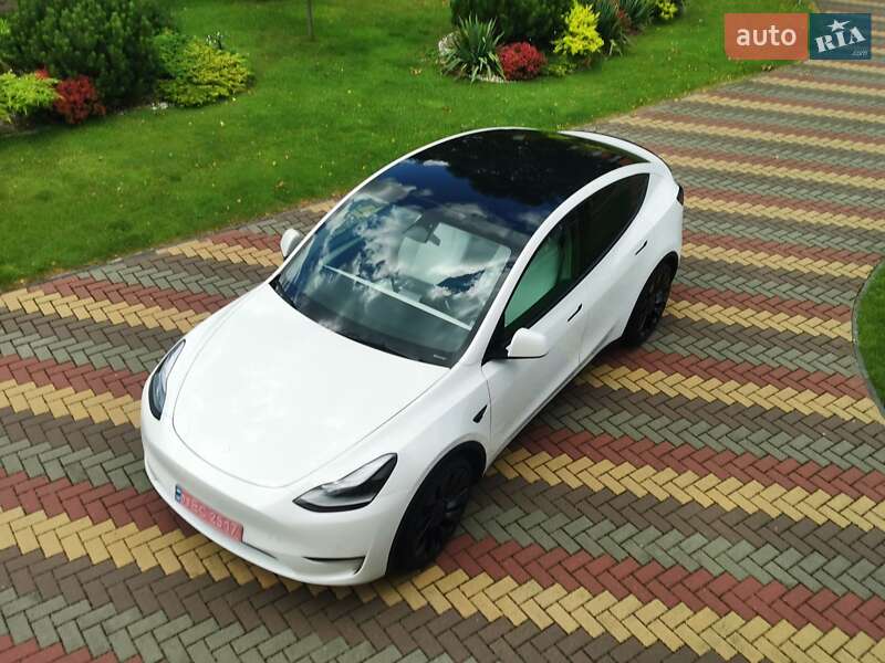 Внедорожник / Кроссовер Tesla Model Y 2022 в 