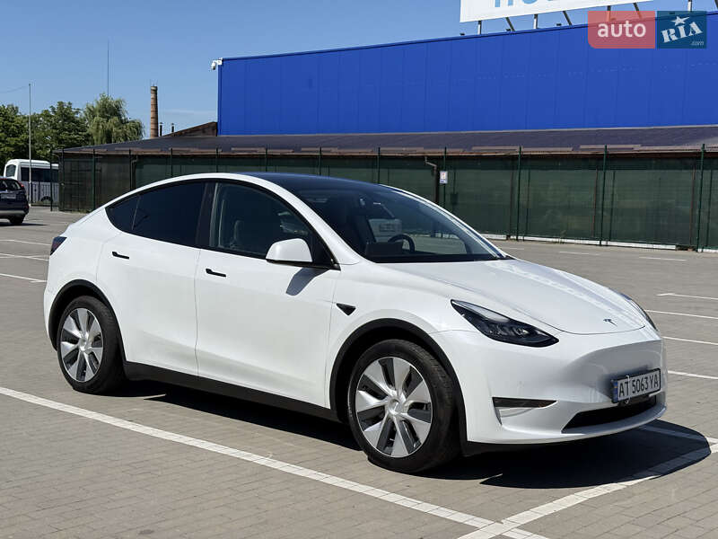 Внедорожник / Кроссовер Tesla Model Y 2021 в Долине
