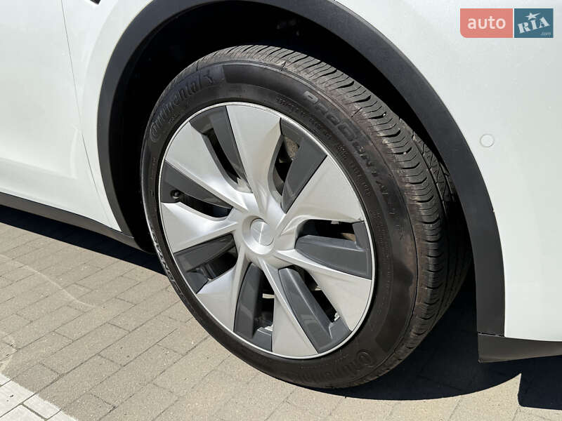 Внедорожник / Кроссовер Tesla Model Y 2021 в Долине