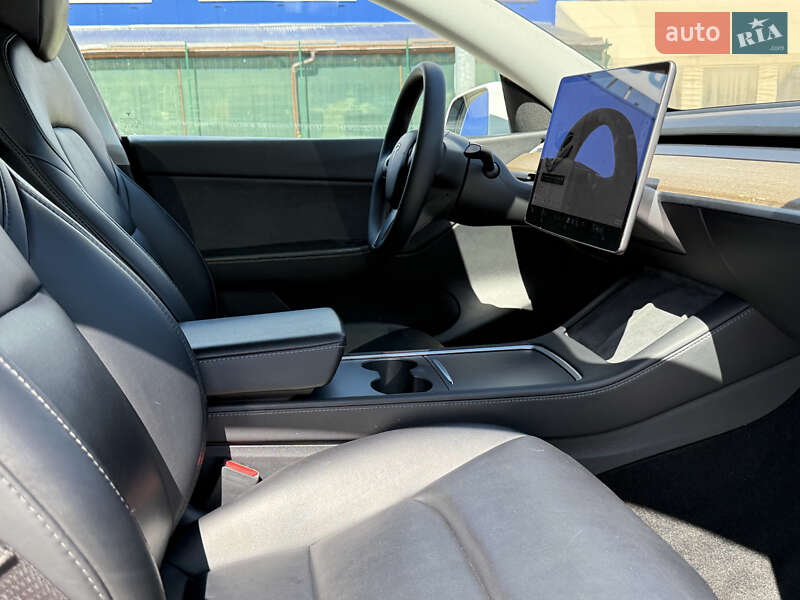 Внедорожник / Кроссовер Tesla Model Y 2021 в Долине
