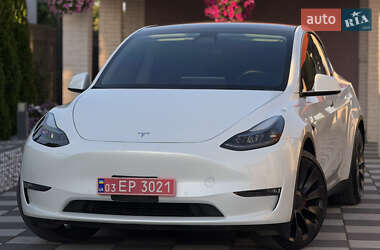 Внедорожник / Кроссовер Tesla Model Y 2022 в 