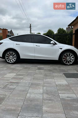 Tesla Model Y 2022