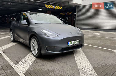 Позашляховик / Кросовер Tesla Model Y 2023 в 