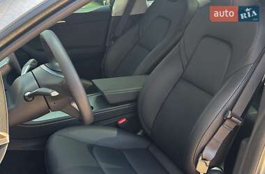 Внедорожник / Кроссовер Tesla Model Y 2024 в 