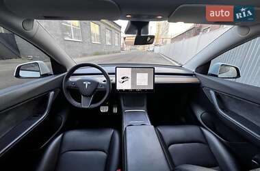 Внедорожник / Кроссовер Tesla Model Y 2021 в 