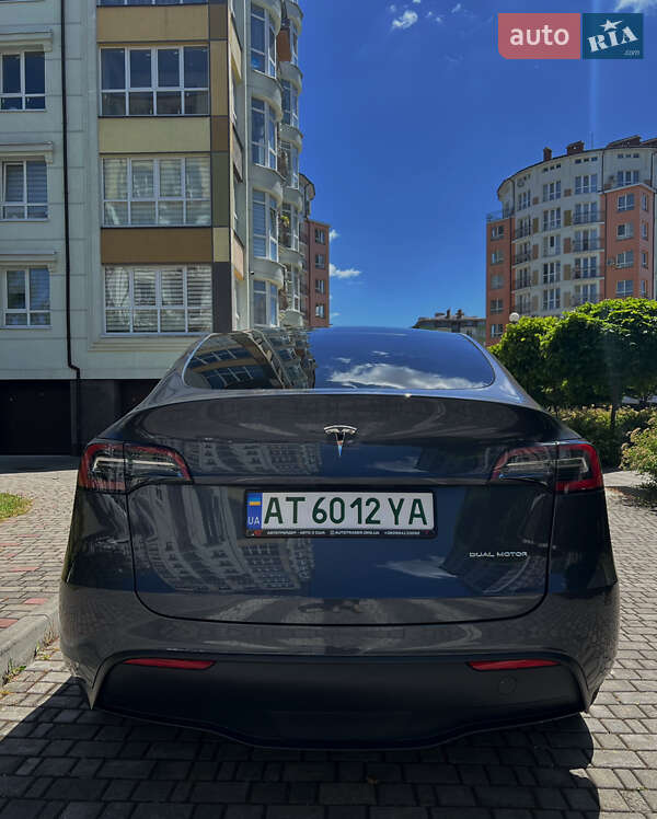 Внедорожник / Кроссовер Tesla Model Y 2023 в Ивано-Франковске