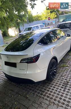 Позашляховик / Кросовер Tesla Model Y 2020 в 
