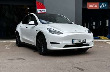 Внедорожник / Кроссовер Tesla Model Y 2023 в 
