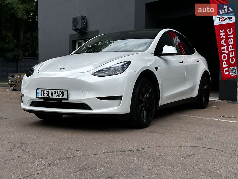 Внедорожник / Кроссовер Tesla Model Y 2023 в Киеве