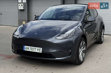 Внедорожник / Кроссовер Tesla Model Y 2023 в 