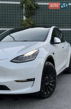 Внедорожник / Кроссовер Tesla Model Y 2023 в 