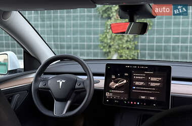Внедорожник / Кроссовер Tesla Model Y 2023 в 