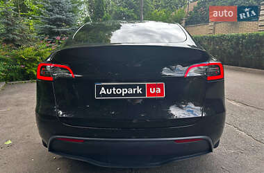 Внедорожник / Кроссовер Tesla Model Y 2021 в 
