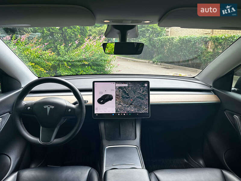 Внедорожник / Кроссовер Tesla Model Y 2021 в Киеве