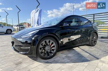 Внедорожник / Кроссовер Tesla Model Y 2021 в 