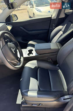 Внедорожник / Кроссовер Tesla Model Y 2022 в 