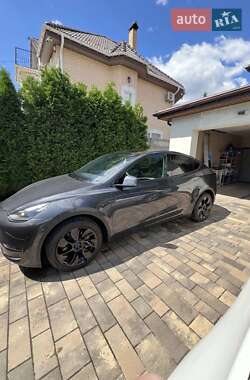Tesla Model Y 2024 Tesla Model Y 2024