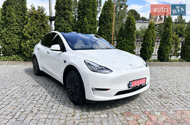 Внедорожник / Кроссовер Tesla Model Y 2021 в 