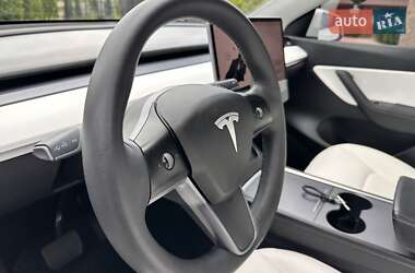 Внедорожник / Кроссовер Tesla Model Y 2021 в 