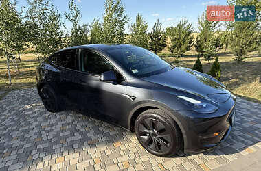 Внедорожник / Кроссовер Tesla Model Y 2024 в 