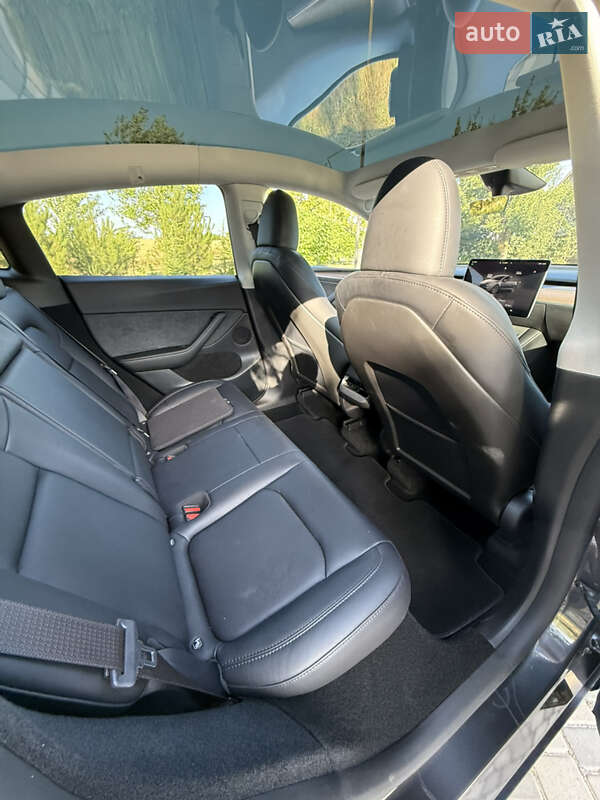 Внедорожник / Кроссовер Tesla Model Y 2024 в Одессе