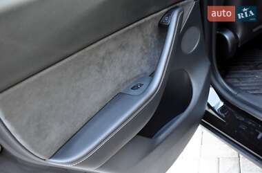 Внедорожник / Кроссовер Tesla Model Y 2021 в 