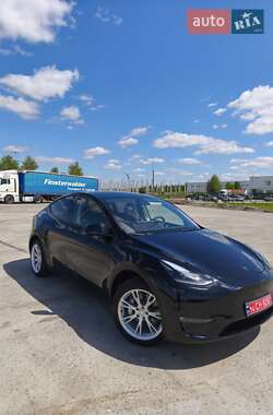 Внедорожник / Кроссовер Tesla Model Y 2023 в 