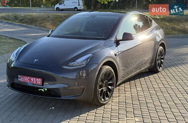 Tesla Model Y 2022