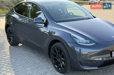 Позашляховик / Кросовер Tesla Model Y 2022 в 