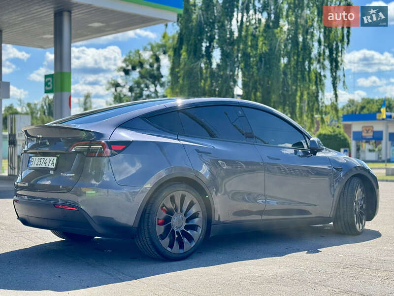 Внедорожник / Кроссовер Tesla Model Y 2022 в Лубнах