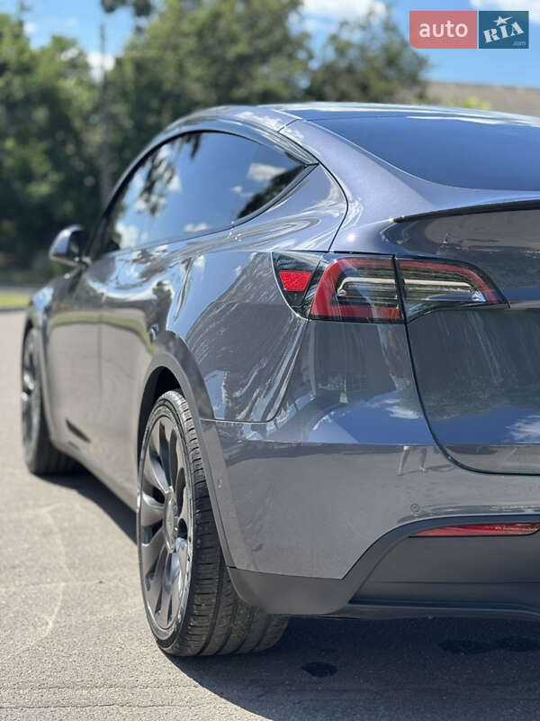 Внедорожник / Кроссовер Tesla Model Y 2022 в Лубнах