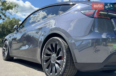 Внедорожник / Кроссовер Tesla Model Y 2022 в 