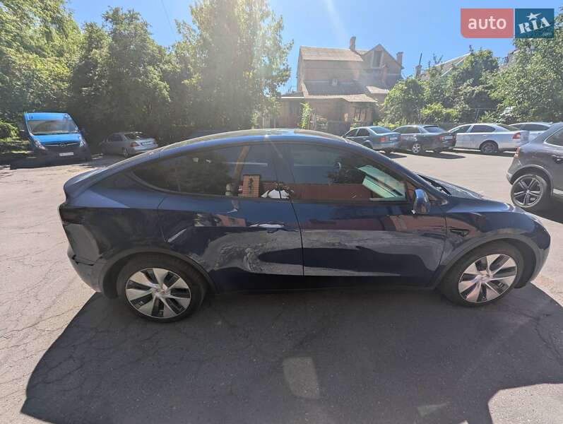 Внедорожник / Кроссовер Tesla Model Y 2021 в Виннице