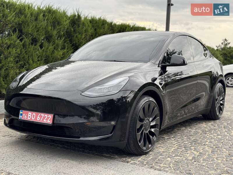 Внедорожник / Кроссовер Tesla Model Y 2024 в Днепре