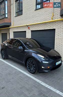 Tesla Model Y 2024 Tesla Model Y 2024